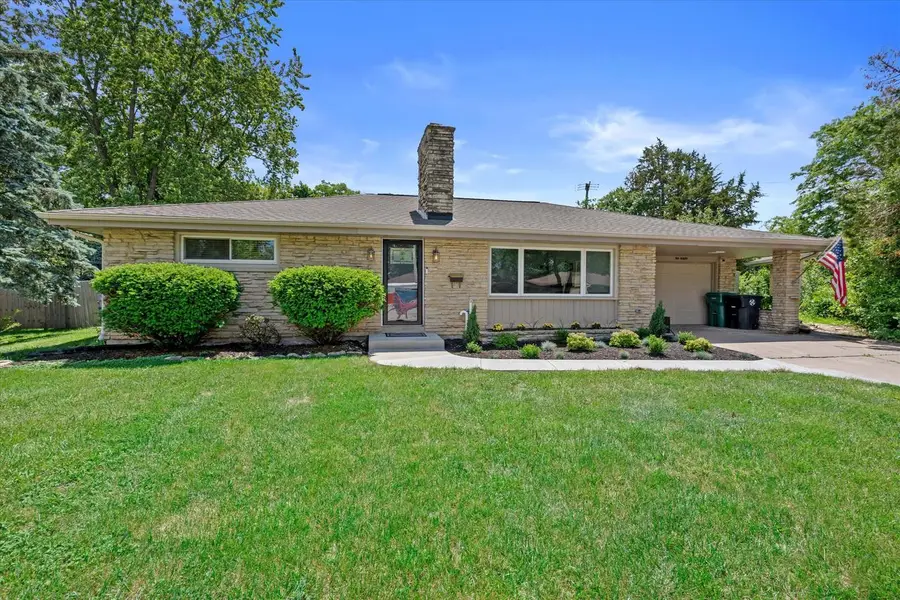 N84W16093 Donald COURT, Menomonee Falls, WI 53051 - #3
