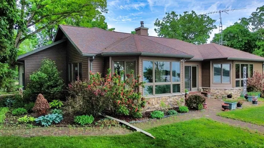 W9863 Dunn ROAD, Fox Lake, WI 53933 - #2