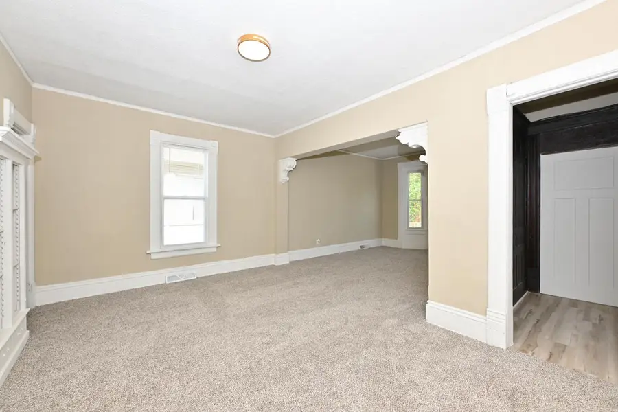 143 E Garfield AVENUE, Milwaukee, WI 53212 - #3