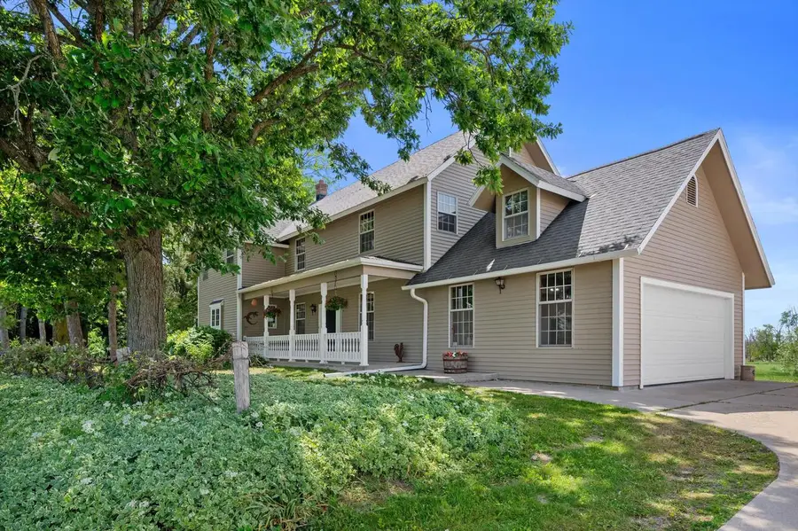 N9523 N River ROAD, Ixonia, WI 53036 - #2