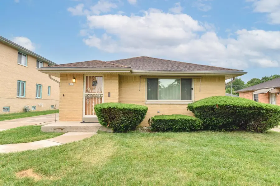 8103 W Potomac AVENUE, Milwaukee, WI 53218 - #3