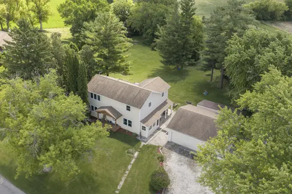 5651 Honey Creek ROAD, East Troy, WI 53120