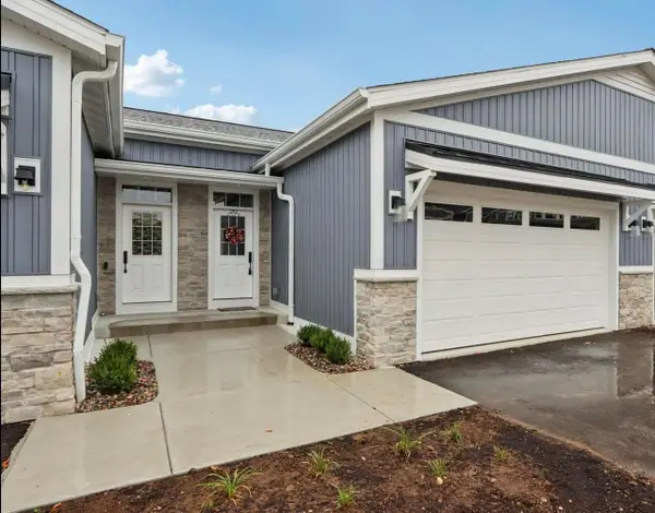 405 Falcon Ridge DRIVE #17, Burlington, WI 53105