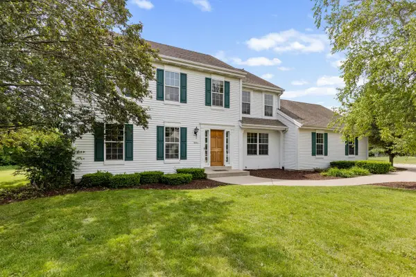8621 Talamasca DRIVE, Franksville, WI 53126