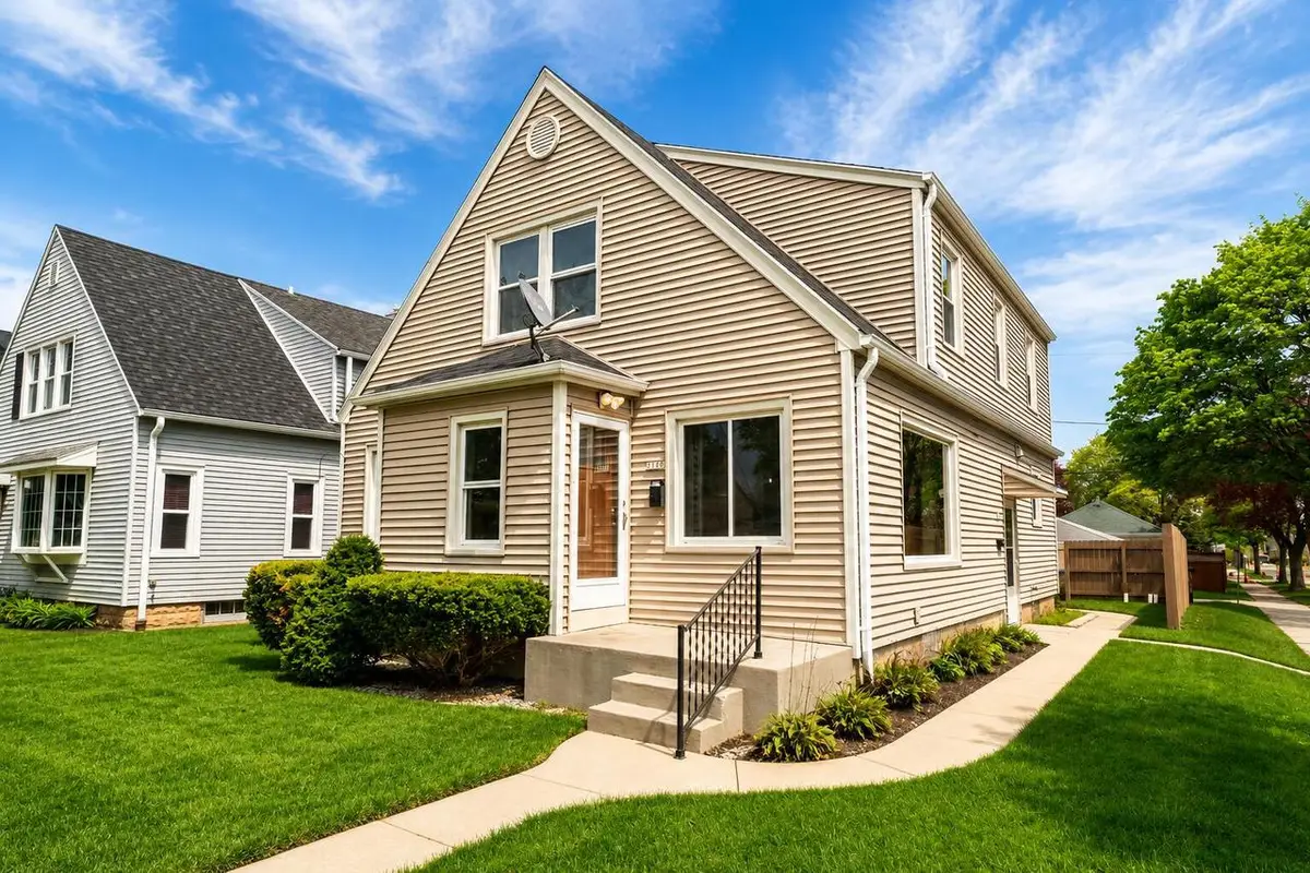 3180 S 41st STREET, Milwaukee, WI 53215 - #1