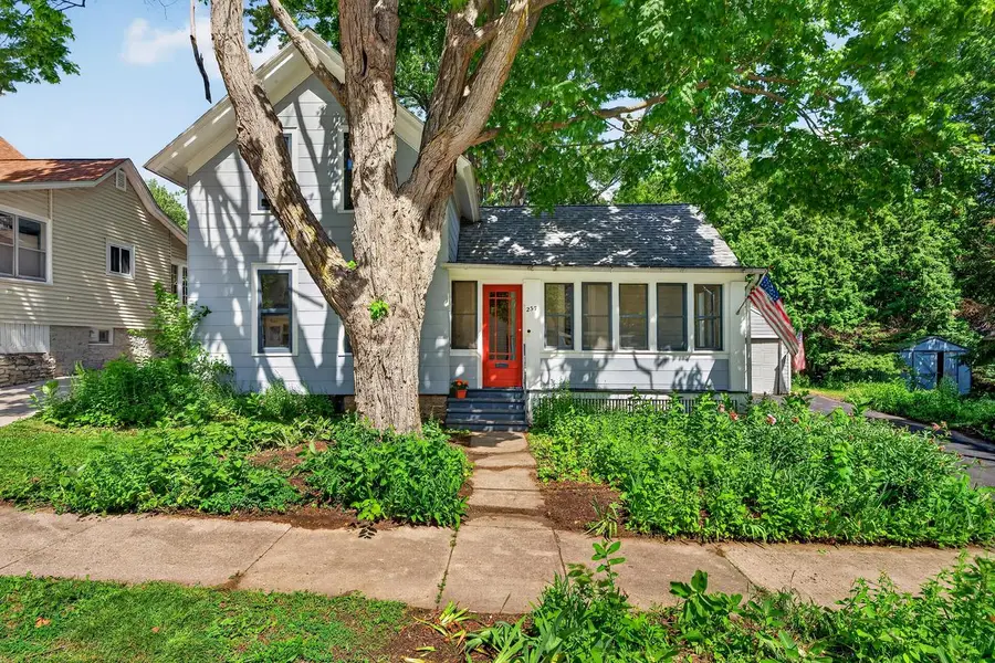 237 Waverly PLACE, Waukesha, WI 53186 - #3