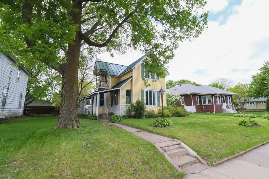 1608 West AVENUE S, La Crosse, WI 54601 - #2