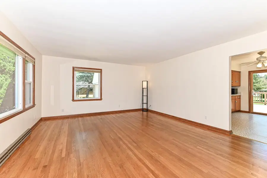 W156N8008 Pilgrim ROAD, Menomonee Falls, WI 53051 - #2