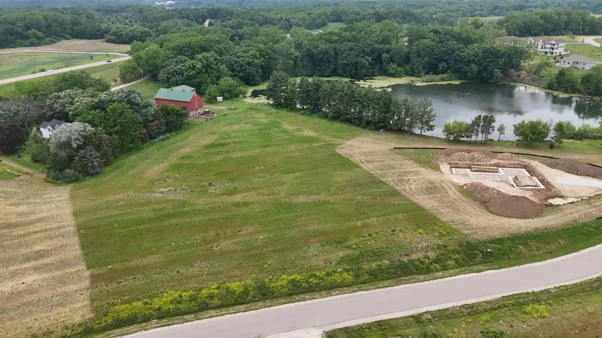 610 BEERE LANE, Burlington, WI 53105 - #1