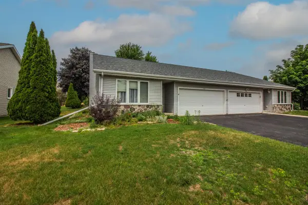 772 Acadia AVENUE, West Bend, WI 53095