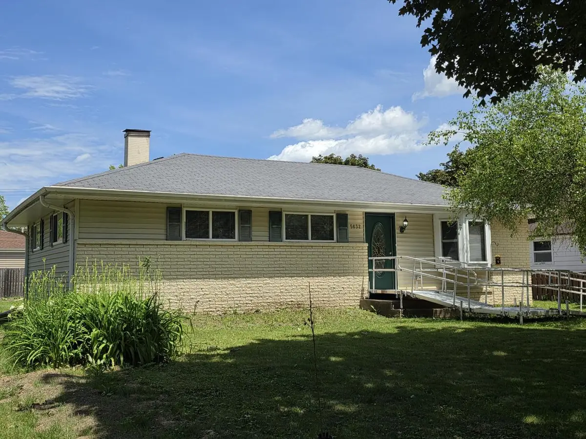 5632 S Melinda STREET, Milwaukee, WI 53221 - #1