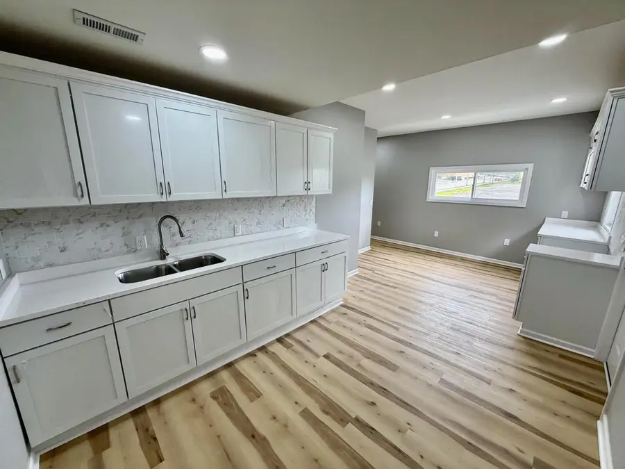 2501 W Michigan STREET, Milwaukee, WI 53233 - #3