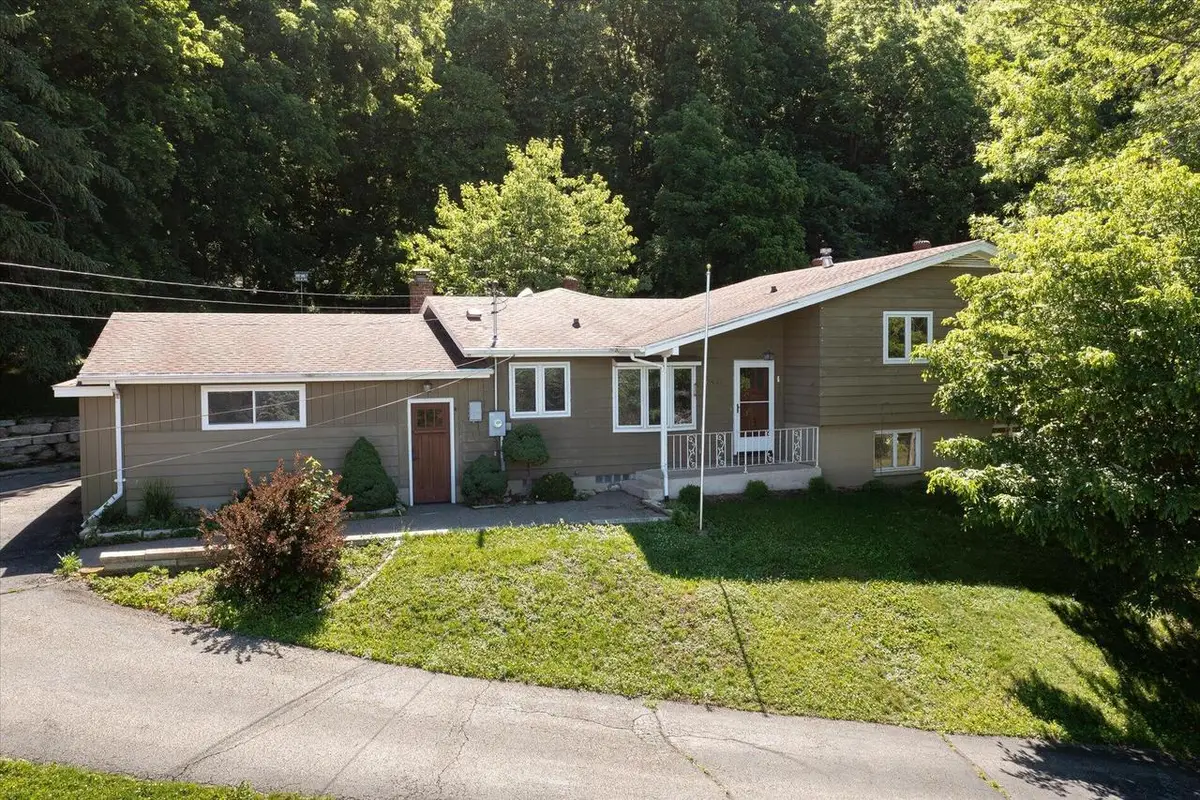 3421 Cliffside DRIVE, La Crosse, WI 54601 - #1