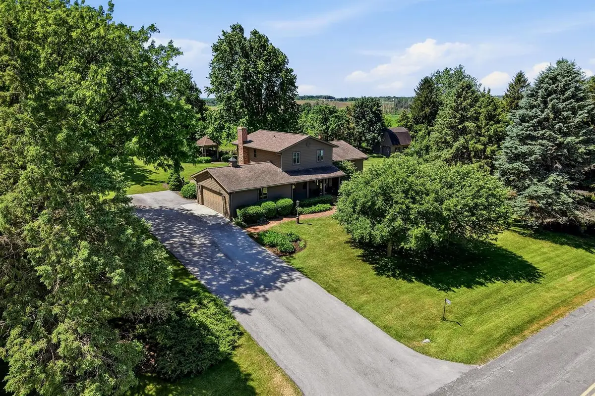 W1325 Hemauer DRIVE, New Holstein, WI 53061 - #1