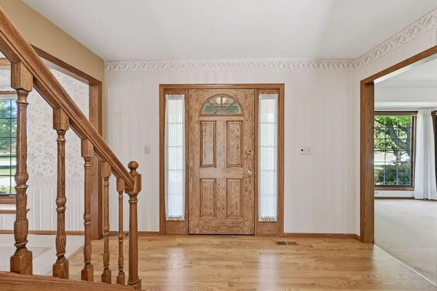 5630 S Timber Ridge DRIVE, New Berlin, WI 53151 - #3