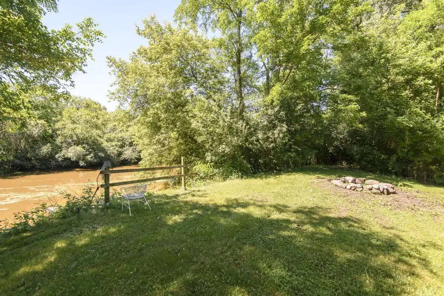 705 Fox Knoll DRIVE, Waterford, WI 53185 - #3