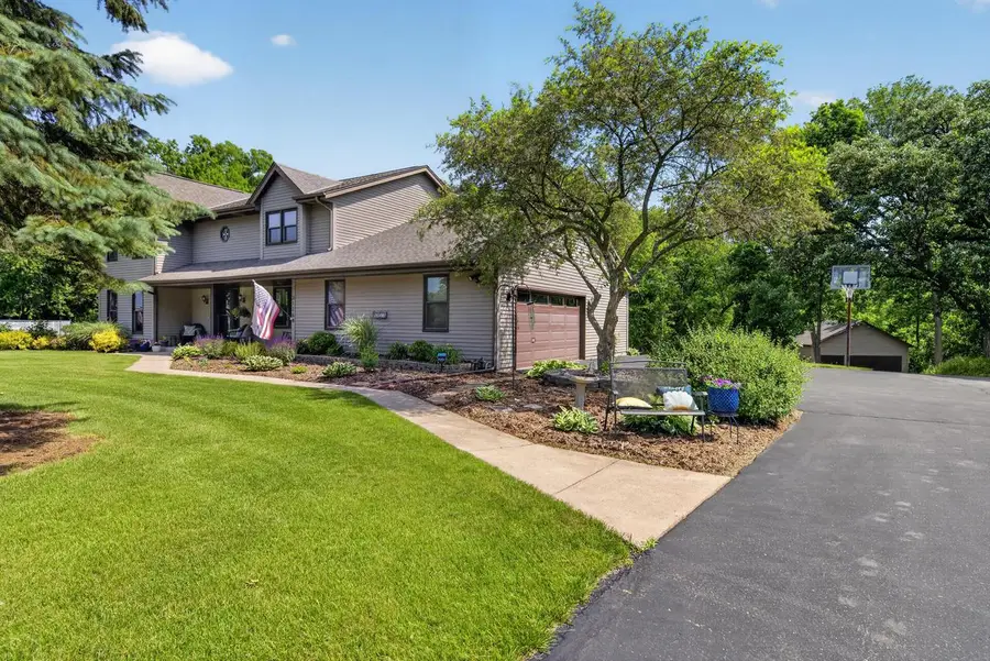 N6W31264 Alberta DRIVE, Delafield, WI 53018 - #3