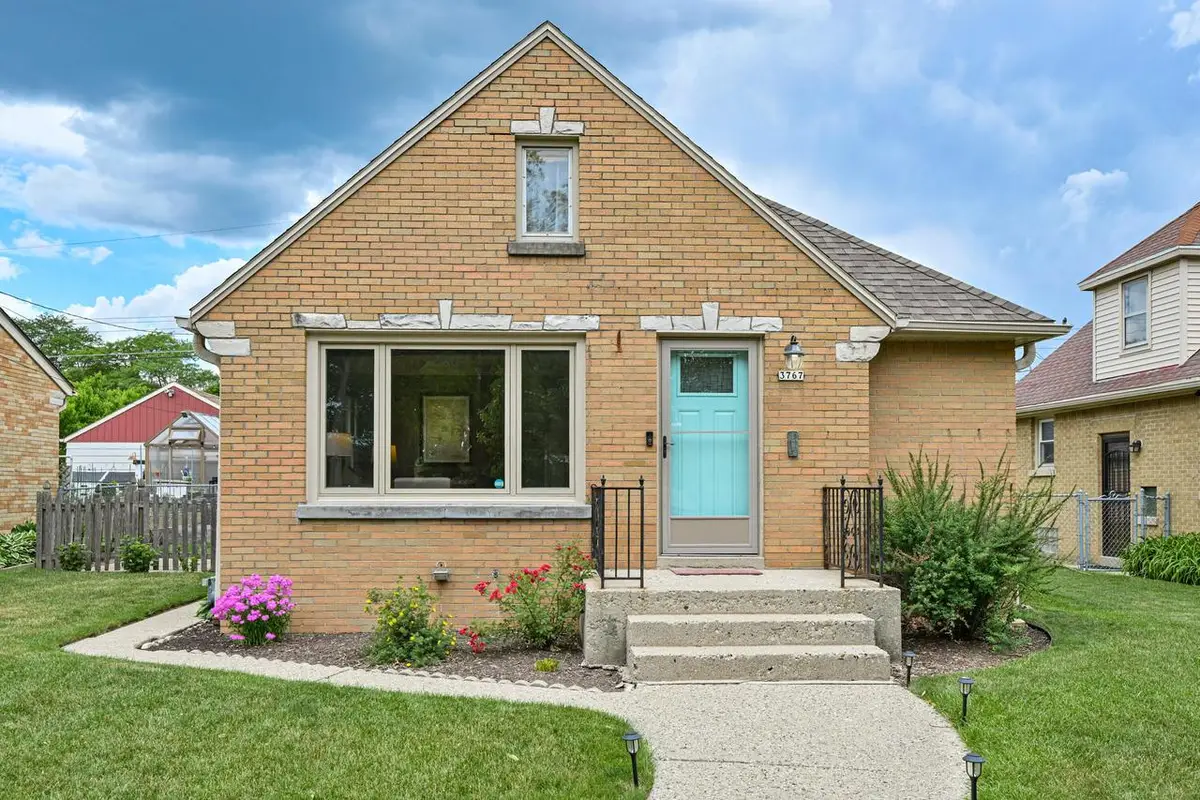3767 N 77th STREET, Milwaukee, WI 53222 - #1