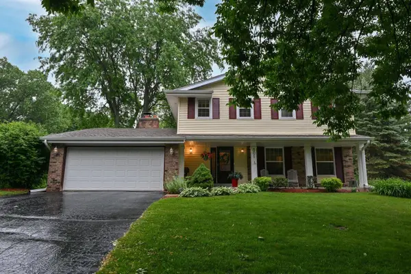 501 Cheyenne DRIVE, Waukesha, WI 53188