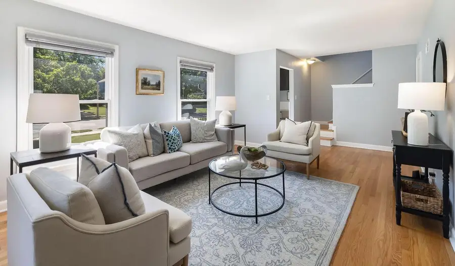 4333 N Sheffield AVENUE, Shorewood, WI 53211 - #3
