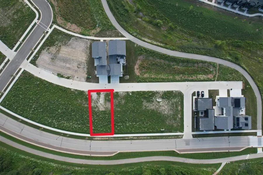 9393 S LAKE VISTA PARKWAY #3004, Oak Creek, WI 53154 - #2
