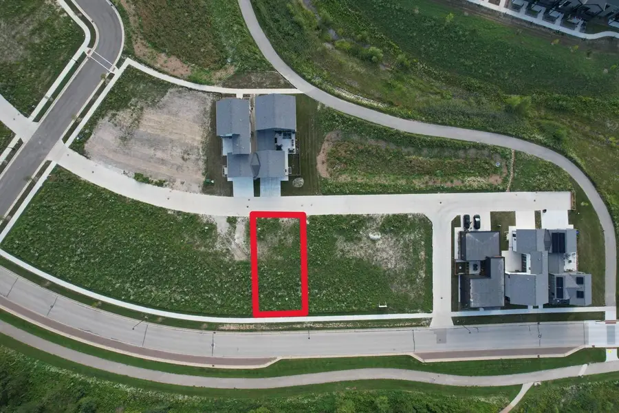 9385 S LAKE VISTA PARKWAY #3003, Oak Creek, WI 53154 - #2