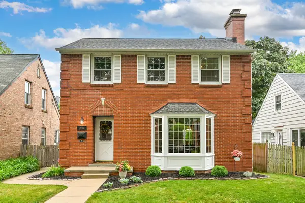 2809 N 77th STREET, Milwaukee, WI 53222