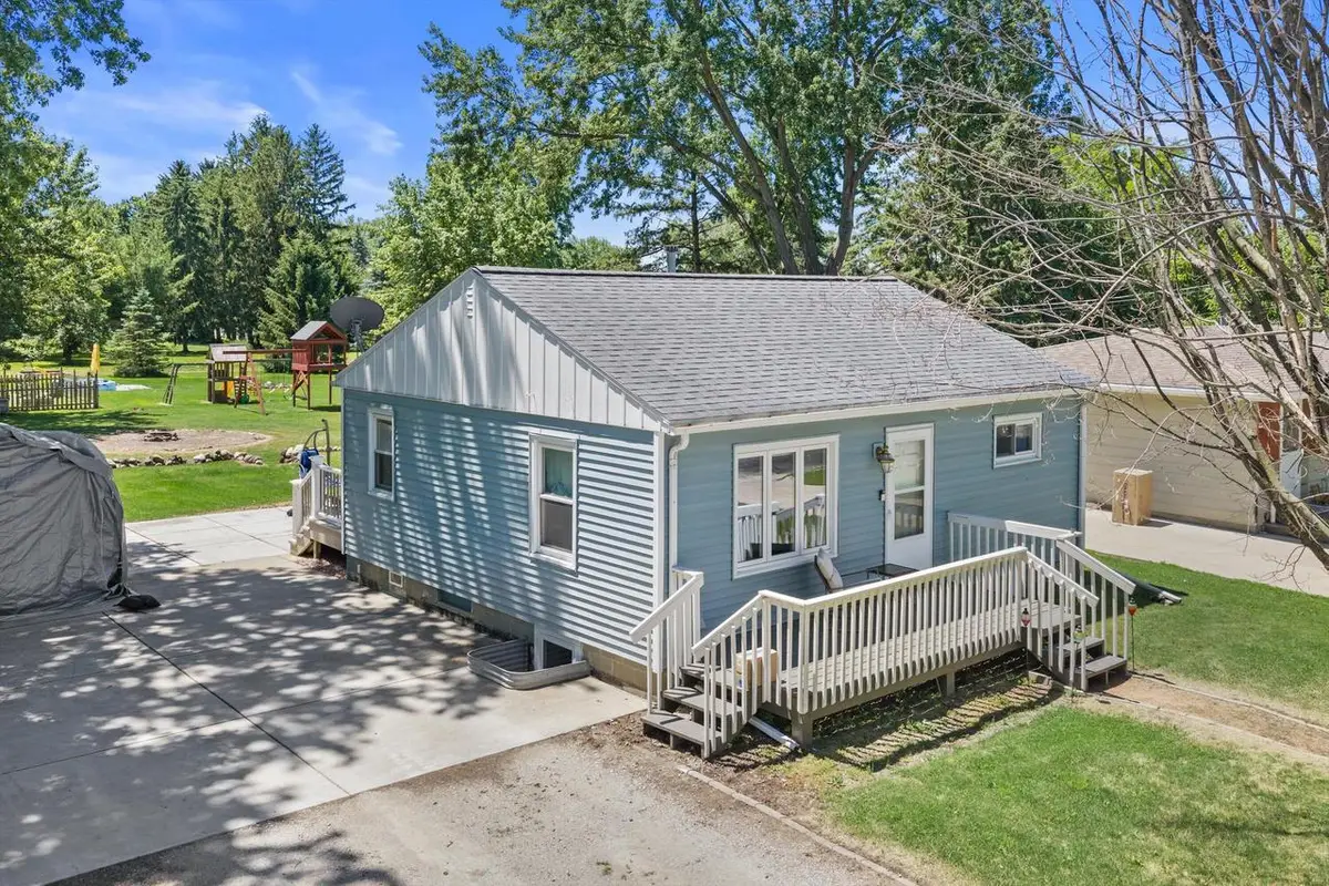 231 E Leonard STREET, Watertown, WI 53098 - #1