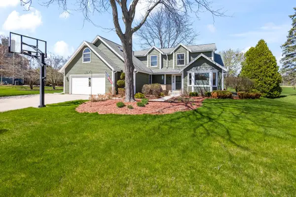 S78W20260 Monterey DRIVE, Muskego, WI 53150