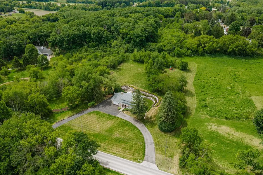 N10W28431 Northview ROAD, Waukesha, WI 53188 - #2