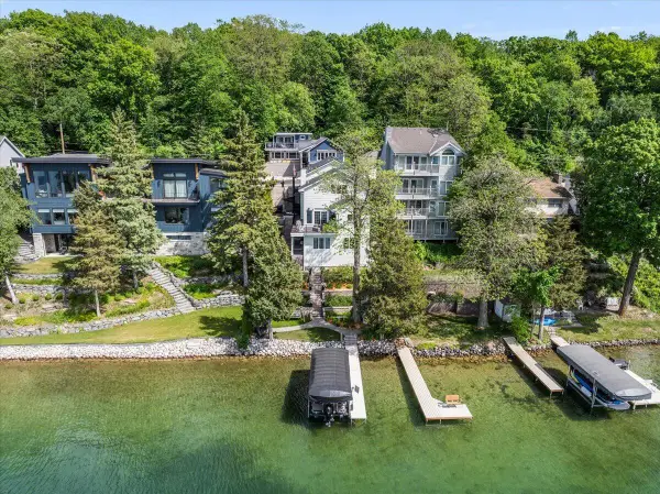 4763 Fontana Beach ROAD, West Bend, WI 53095