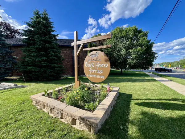 5165 S Root River PARKWAY #3, Milwaukee, WI 53228