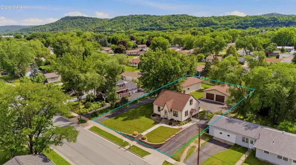 310 9th AVENUE N, Onalaska, WI 54650