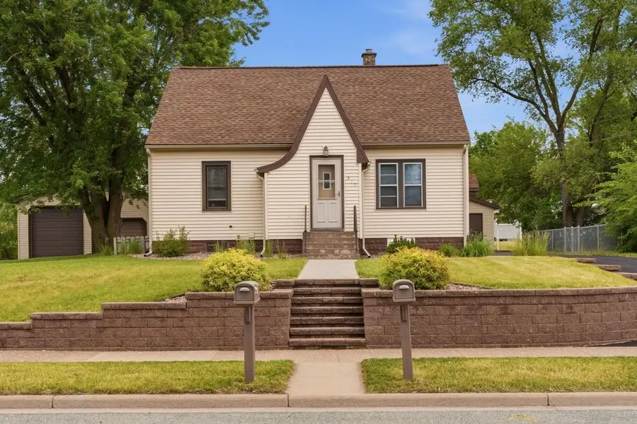 310 9th AVENUE N, Onalaska, WI 54650 - #2