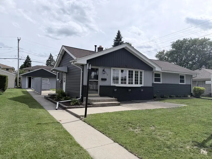 7713 W Verona COURT, Milwaukee, WI 53219 - #2