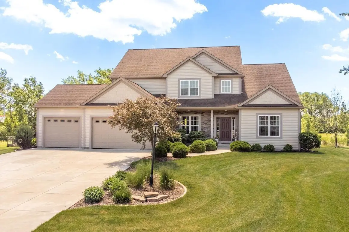 W229N4328 Baker COURT, Pewaukee, WI 53072 - #1