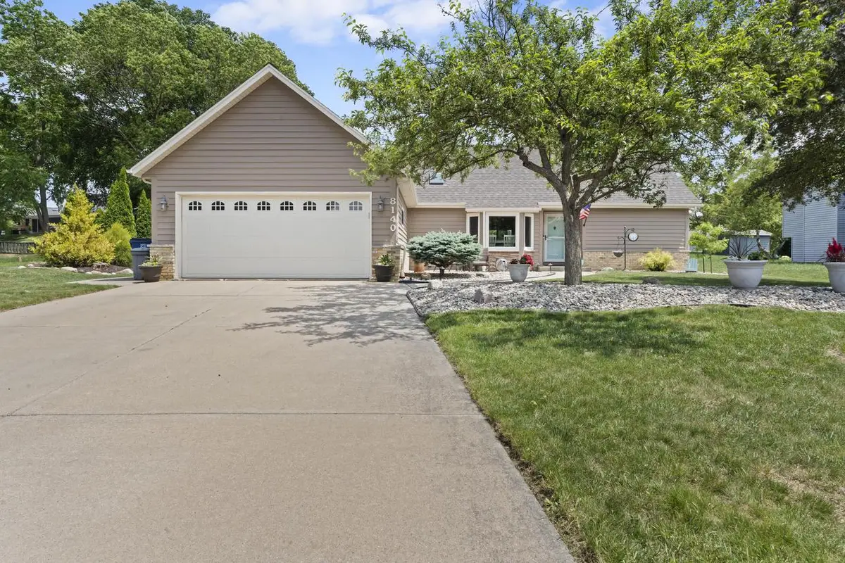 8140 S Waring DRIVE, Oak Creek, WI 53154 - #1