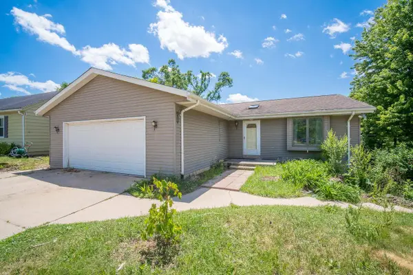 2315 Chestnut STREET #2317, West Bend, WI 53095