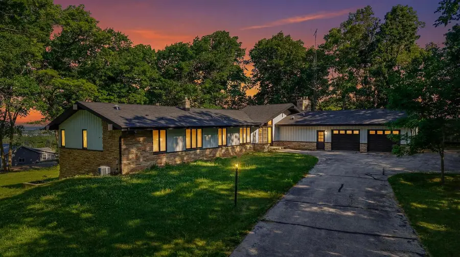 W4410 Mary Hill Park DRIVE, Fond Du Lac, WI 54937 - #2