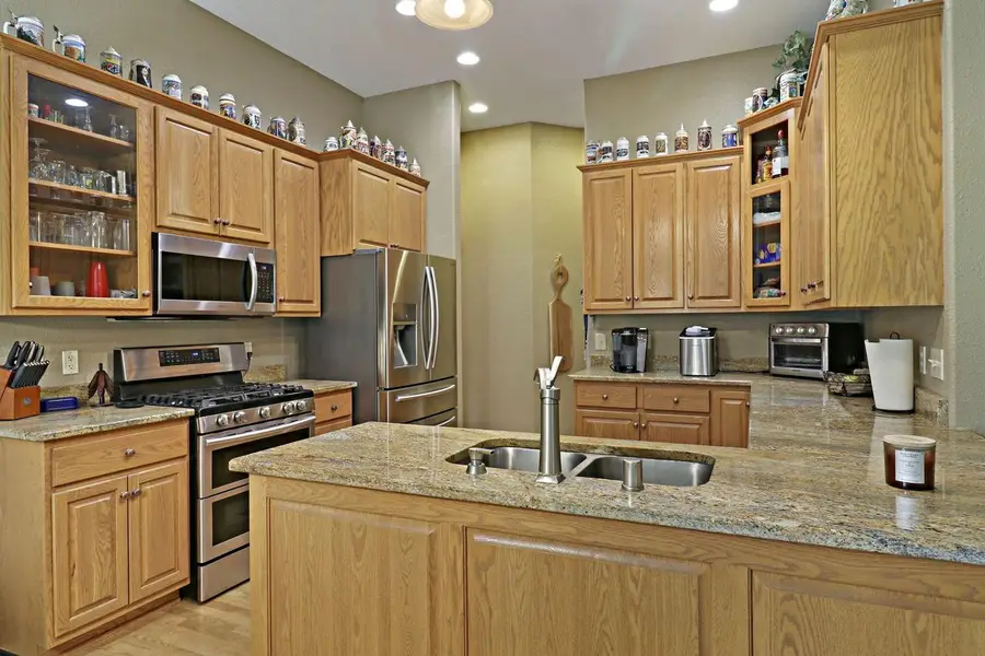 867 River Ridge CIRCLE, Waterford, WI 53185 - #3