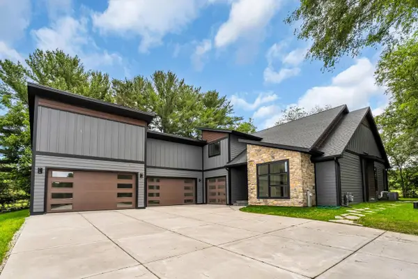 W5303 Briarwood ROAD, Elkhorn, WI 53121