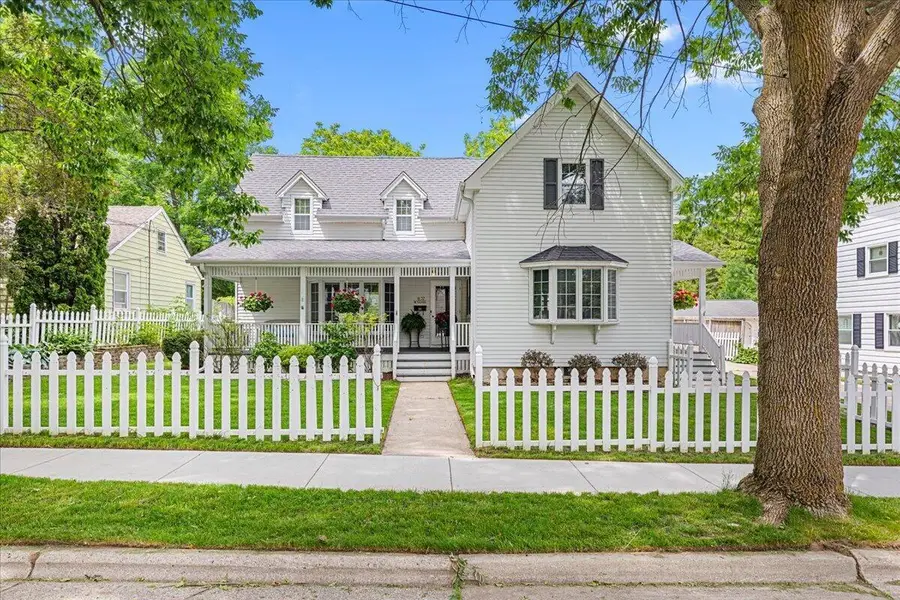 N37W6046 Wurthmann STREET, Cedarburg, WI 53012 - #2