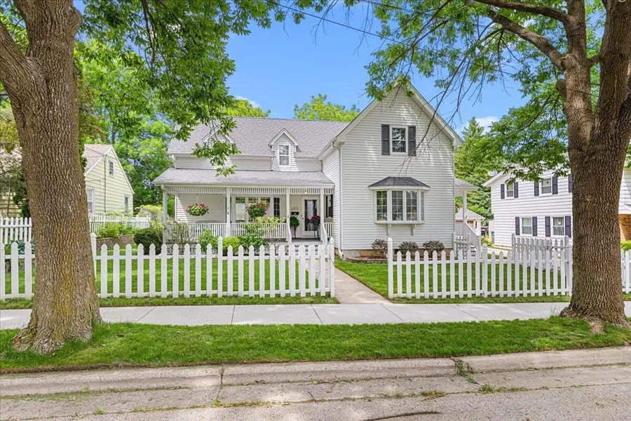 N37W6046 Wurthmann STREET, Cedarburg, WI 53012 - #3