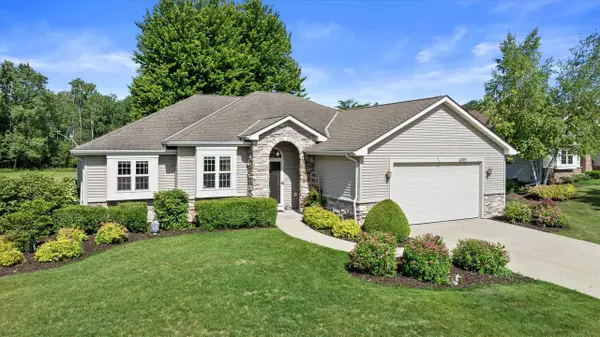 6797 Jamestown DRIVE, West Bend, WI 53090
