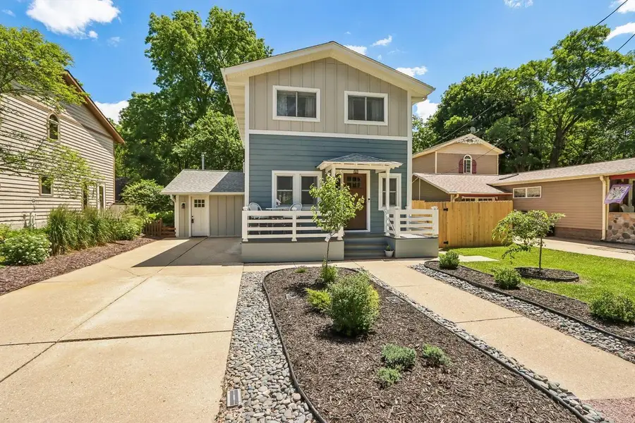 924 Nagawicka STREET, Delafield, WI 53018 - #3