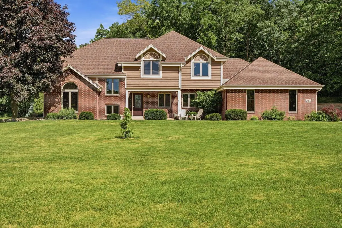 S67W20071 Benjamin COURT, Muskego, WI 53150 - #1