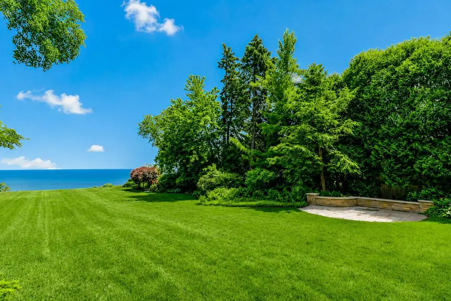 6320 N Lake DRIVE, Whitefish Bay, WI 53217 - #3