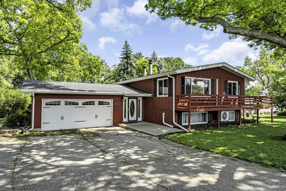 5107 South Shore DRIVE, Delavan, WI 53115 - #1