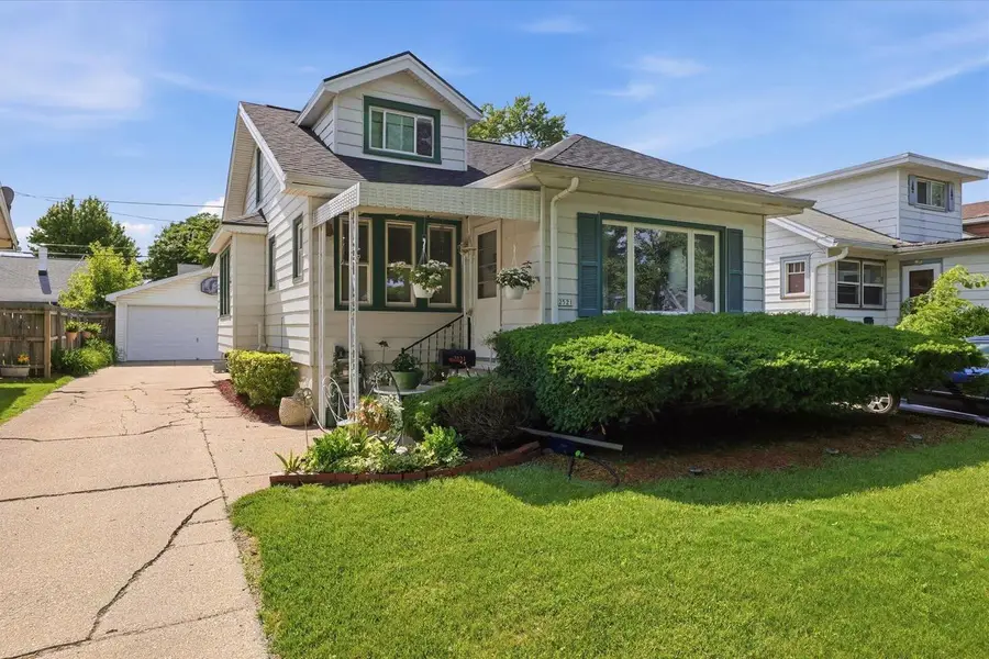 2521 N 58th STREET, Milwaukee, WI 53210 - #2