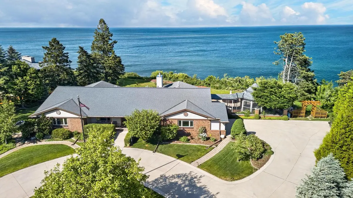 620 Oak Tree ROAD, Sheboygan, WI 53083 - #1